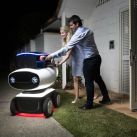 dominos-robot-autonomo-repartidor-de-pizza