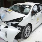 toyota-prius-frontal-offset-impact-test-2016-after-crash