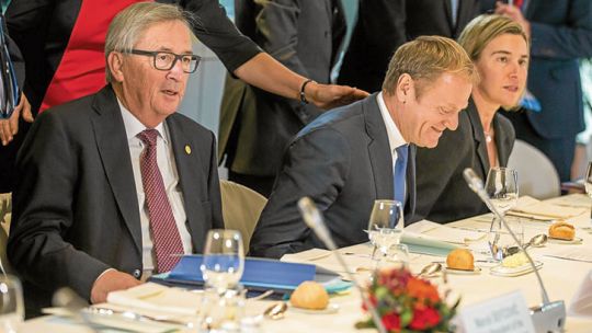 Juncker. El presidente de la Comisión prometió enseñarle "cómo es Europa".