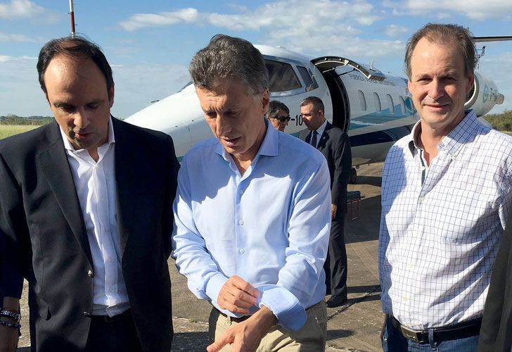 Entre Ríos 15/04/20165, El presidente Macri hoy en Paraná minutos antes de iniciar una recorrida en helicóptero por las zonas afectadas por las inundaciones en la provincia de Entre Ríos.