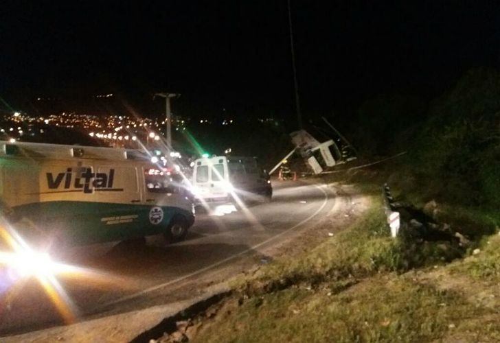 Accidente de micro con estudiantes en Córdoba.