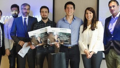 Los universitarios premiados por el Banco Patagonia.