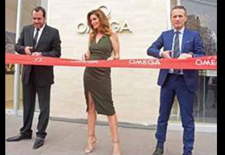 Cindy Crawford estuvo presente en la nueva OMEGA Boutique.