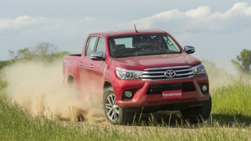 1-toyota-hilux