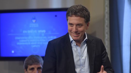 El ministro de Hacienda completó su equipo