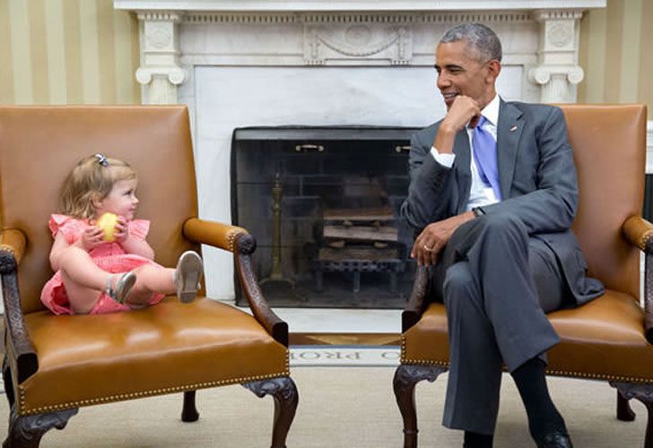 Obama demostrando una vez más que los niños tampoco son inmunes a su carisma. 