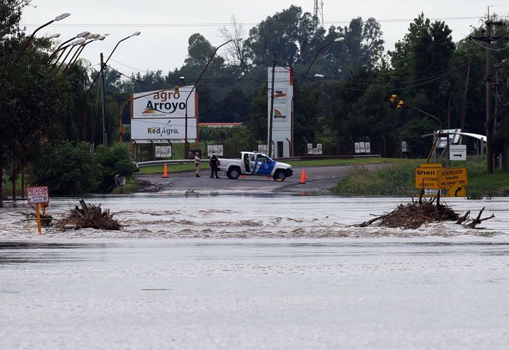 Santa Fe:Arroyo Seco es una de las localidades más complicadas por las inundaciones con cerca de 500 evacuados.