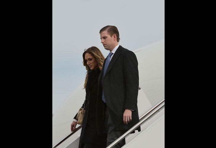 Eric Trump y su esposa Lara Yunaska.