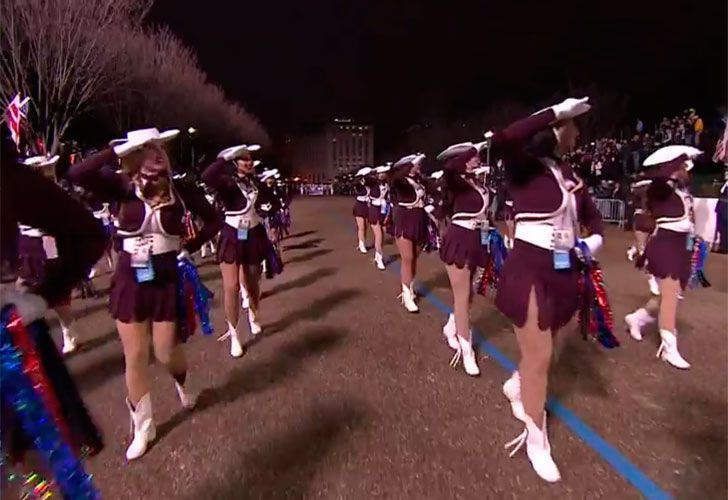 Desfile militar frente a la Casa Blanca