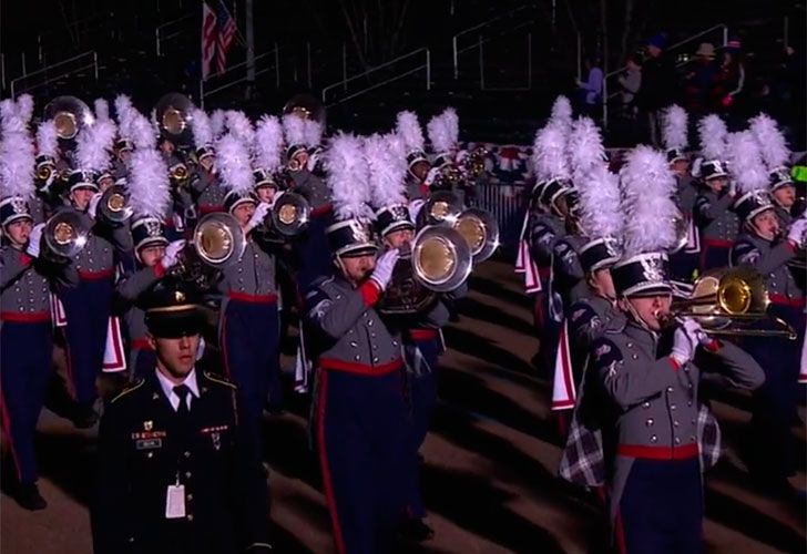 Desfile militar frente a la Casa Blanca