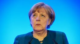 Angela Merkel muestra distancia desde el minuto cero.