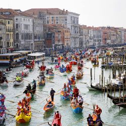 topshot-italy-carnival-venice-tourism-culture-lifestyle 