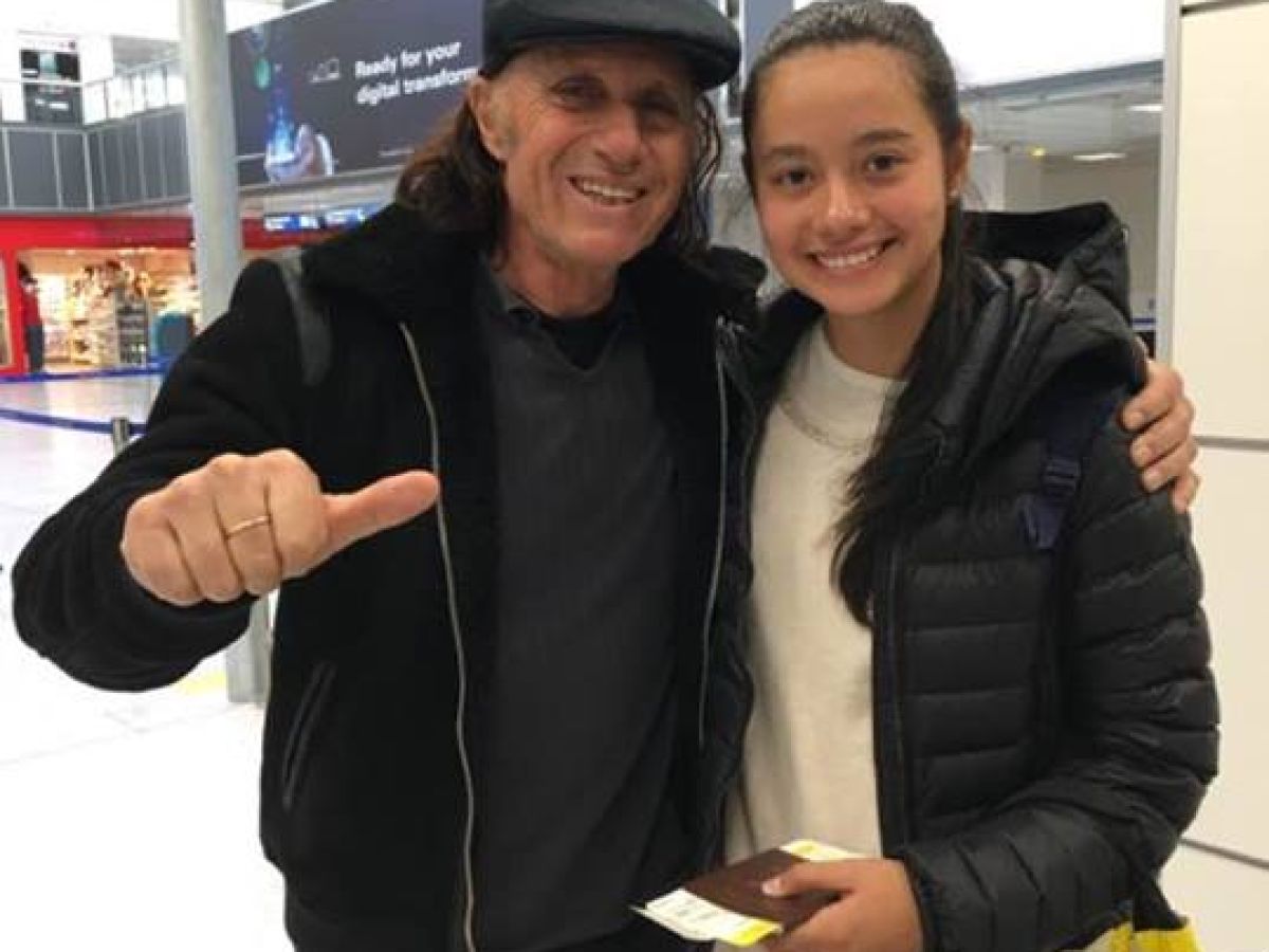 Caras | Guillermo Vilas acompaña a su heredera en el tenis