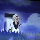 The 59th Annual Grammy (16)