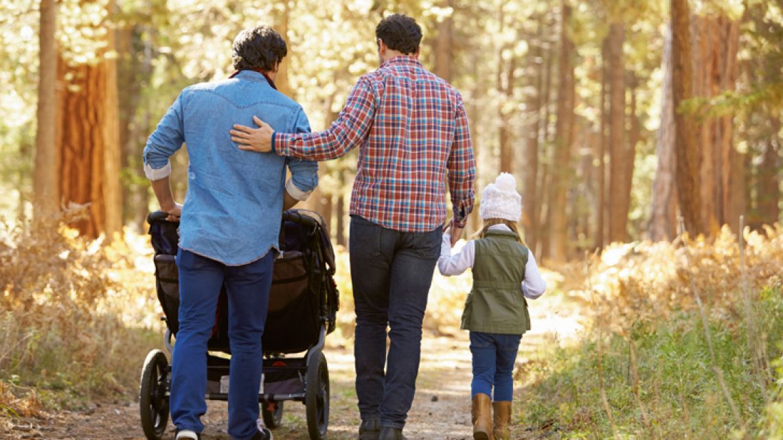 parejas gay pueden adoptar en argentina