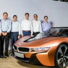 5-jecutivos-from-bmw-group-intel-and-mobileye-stand-next-to-a-bmw-concept-car-after-an-announcement-that-the-companies-would-trabajaran-on-an-autonomous-driving-system