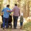 Las barreras ocultas que sufren las parejas gay para adoptar