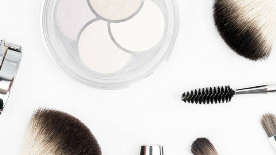 0315_apps_maquillaje