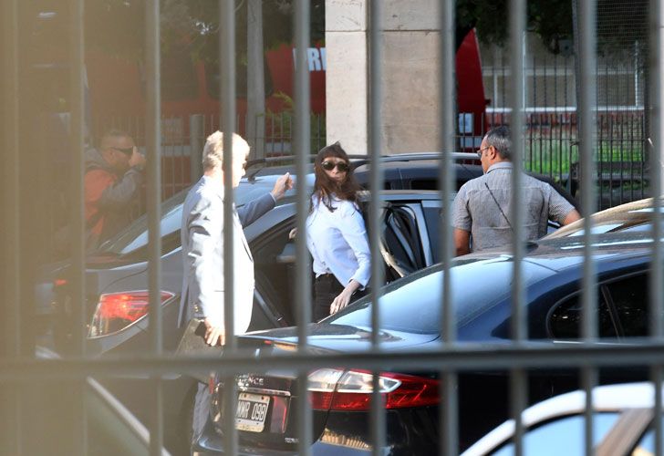 Llega Florencia Kirchner a Comodoro Py