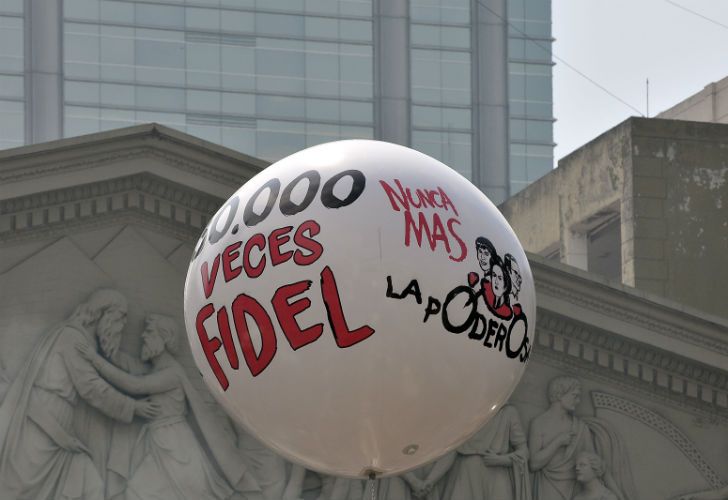Los concurrentes al acto del día de la Memoria cargaron contra Macri y su Gobierno. 