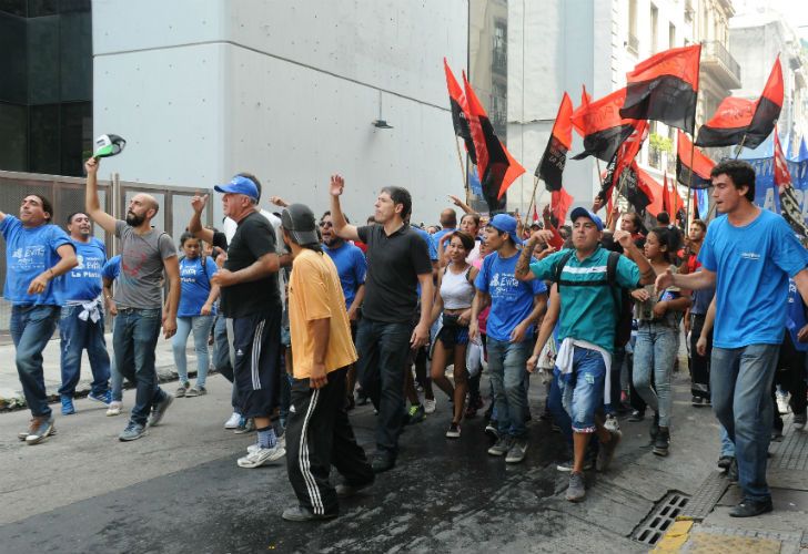 Marchas por el día el Día de la Memoria, a 41 años del golpe cívico militar.