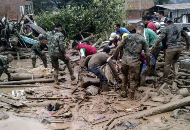 Avalancha en Colombia deja más de 110 muertos.