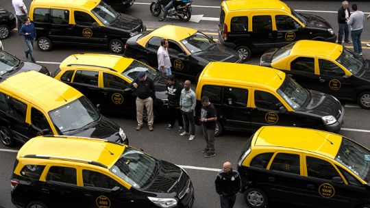 Los taxis saldrán a las calles.
