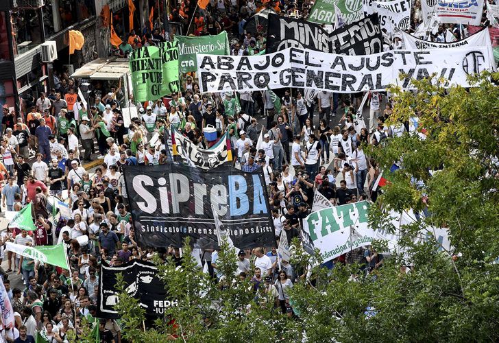 CGT. Desde que activó el plan de lucha, el sindicalismo es blanco de nuevas medidas.