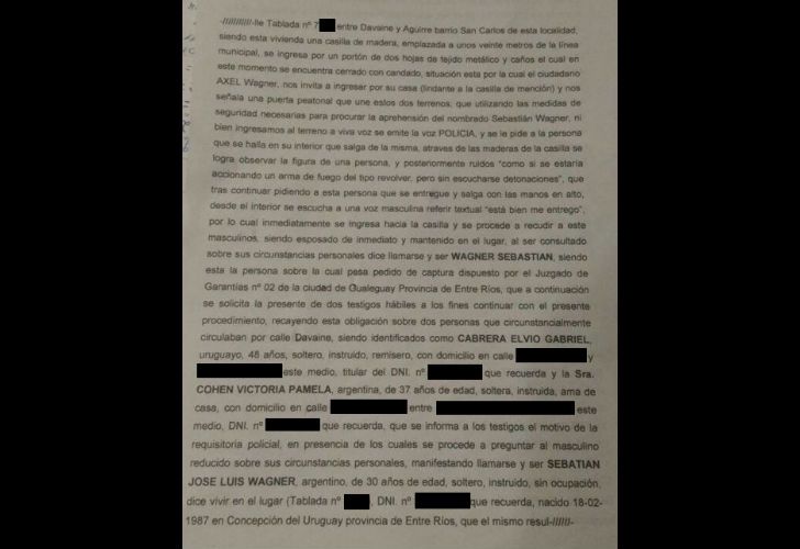 Wagner fue entregado por su madre y uno de sus hermanos. Estaba escondido en la casa familiar, ubicada en Moreno.