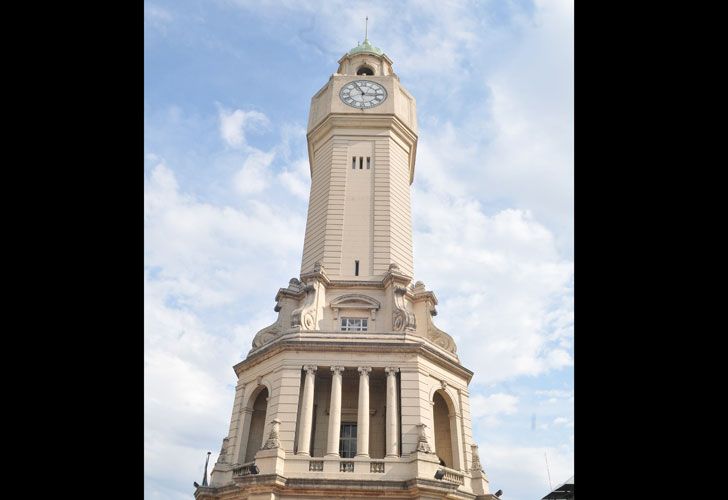  El reloj de la Legislatura porteña.