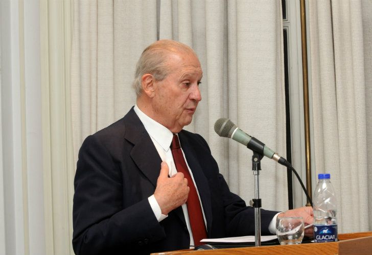 Enrique Pescarmona fue reconocido por sus “muy elevados y reconocidos méritos en el desarrollo industrial”