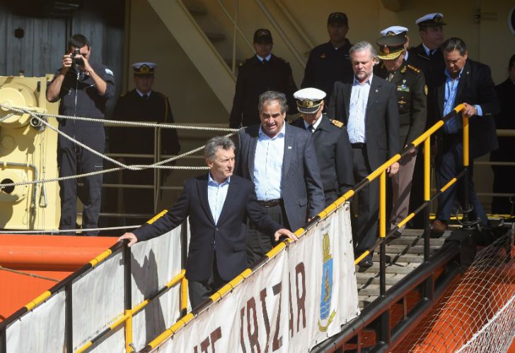 Macri visitó el Almirante Irízar.