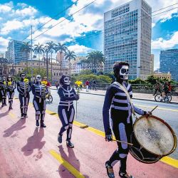 protesta-contra-recortes-en-cultura-en-brasil 