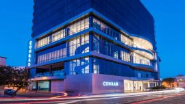 Fachada Conrad