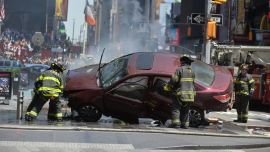 vehiculo-atropella-a-peatones-en-times-square
