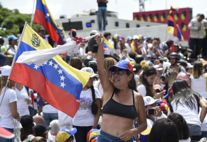 Marcha de mujeres en Venezuela.