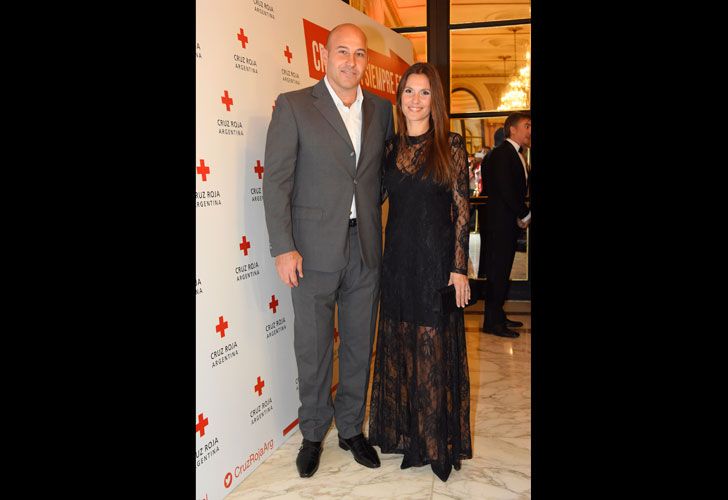 Martiniano Molina y su mujer Ileana Luetic en el festejo por el aniversario de la Cruz Roja