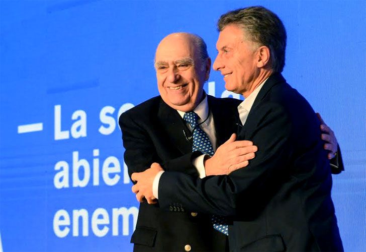 Macri con Julio María Sanguinetti, ex presidente uruguayo.