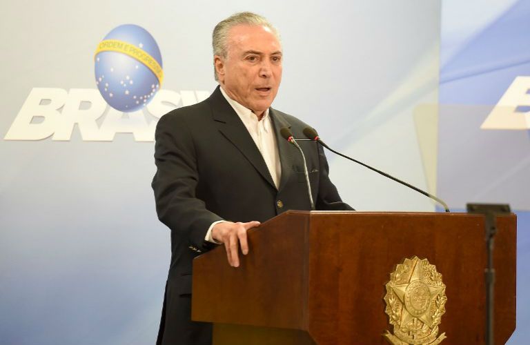 El presidente Temer asegura que no renuncia. Sin embargo, su partido anunció que se retira del Gobierno.