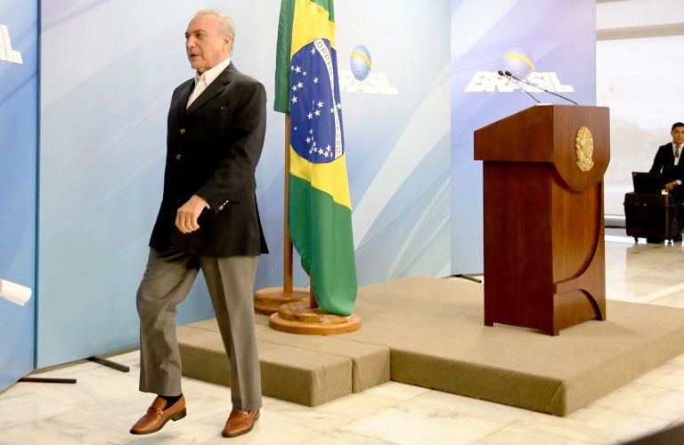 El presidente Temer asegura que no renuncia. Sin embargo, su partido anunció que se retira del Gobierno.