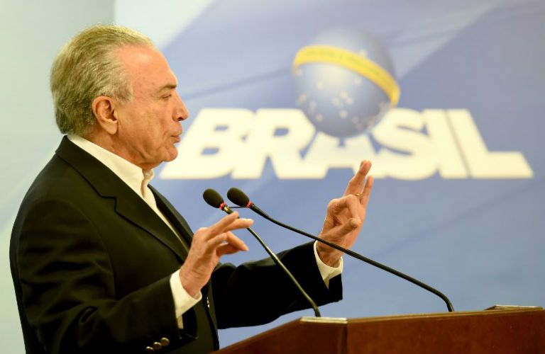 El presidente Temer asegura que no renuncia. Sin embargo, su partido anunció que se retira del Gobierno.