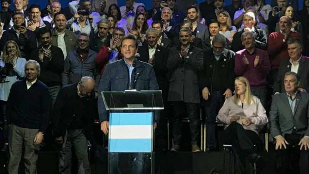 Sergio Massa durante su discurso en Malvinas Argentinas.