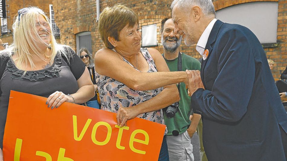 20170604_1209_internacionales_Britain-Election_Cava
