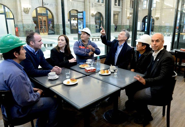 Mauricio Macri estuvo acompañado por la gobernadora bonaerense, María Eugenia Vidal, y el jefe de Gobierno porteño, Horacio Rodríguez Larreta.