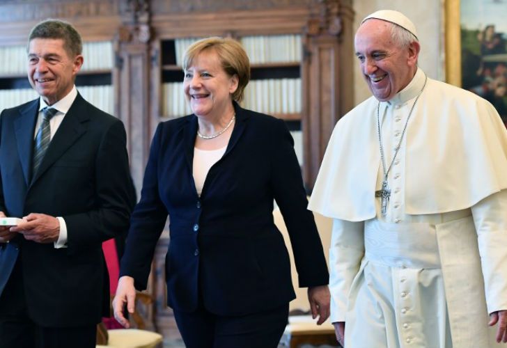 Tras la controvertida reunión del G7 -y la salida de EEUU del acuerdo- la canciller alemana visitó al Papa.