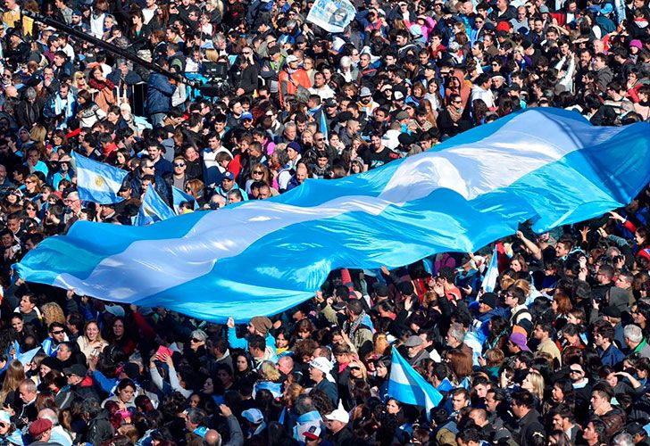 Acto de CFK en el estadio Arsenal