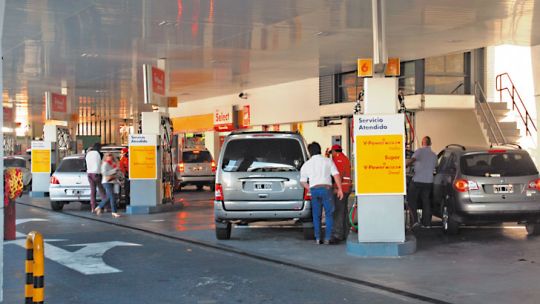 SURTIDORES. En abril los precios estuvieron congelados.