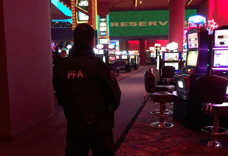 Se realizó un allanamiento en el casino de Rosario