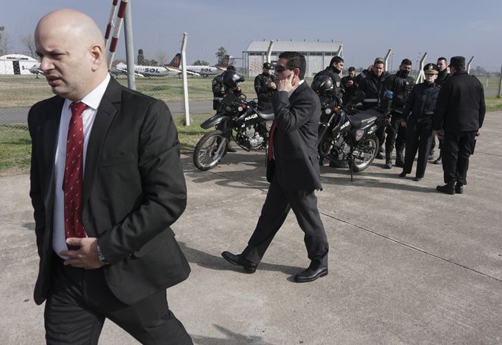 Policias en el casamiento de Messi