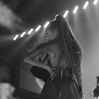 01ariana